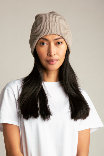 Seamless Hat from recycled yarn | Beige