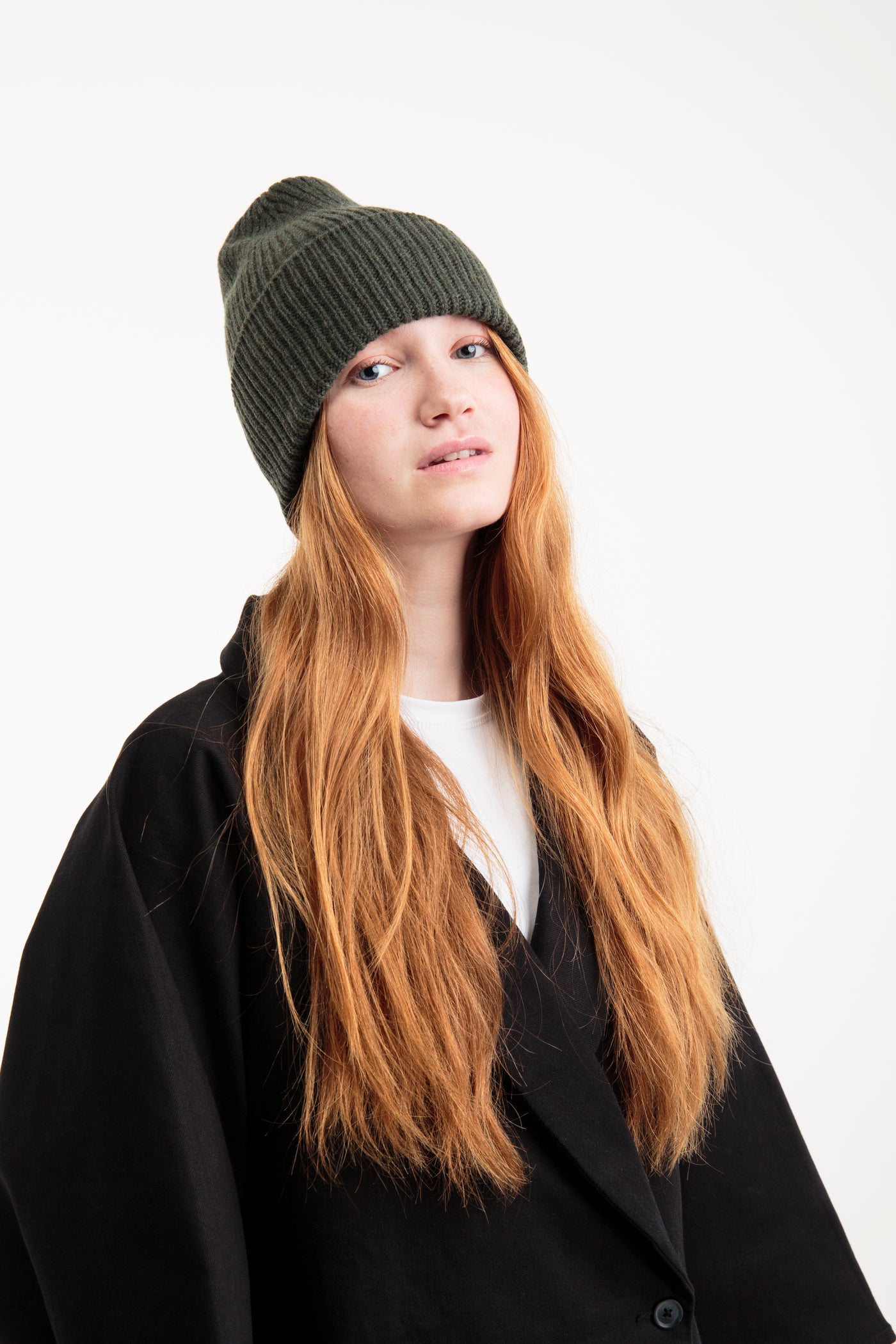 Seamless Unisex Hat from recycled wool | Green