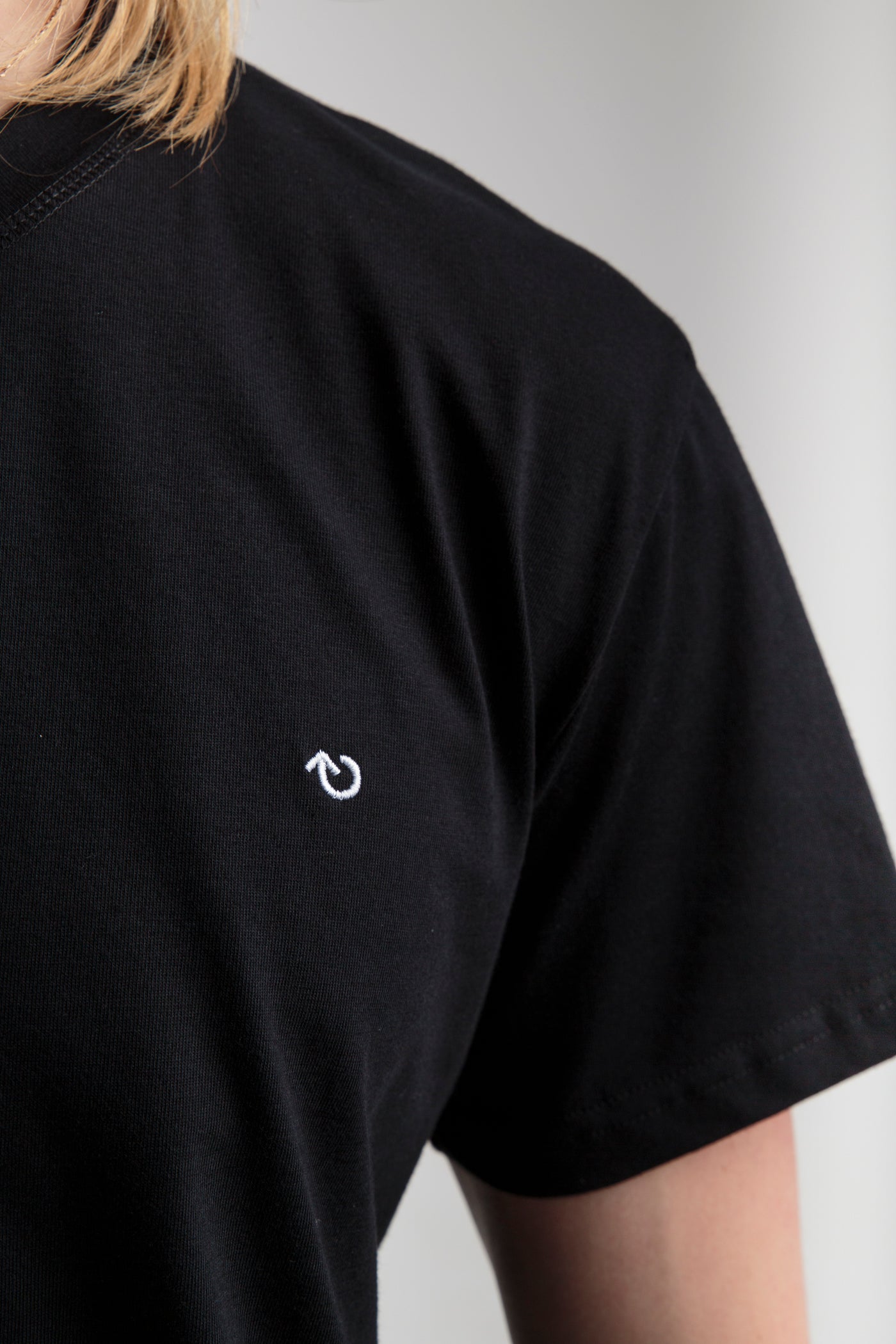 Meeste up-shirt, Basic noole tikandiga | Must, valge