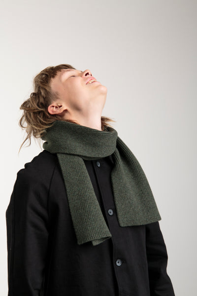 Seamless Unisex Scarf from recycled wool | Green