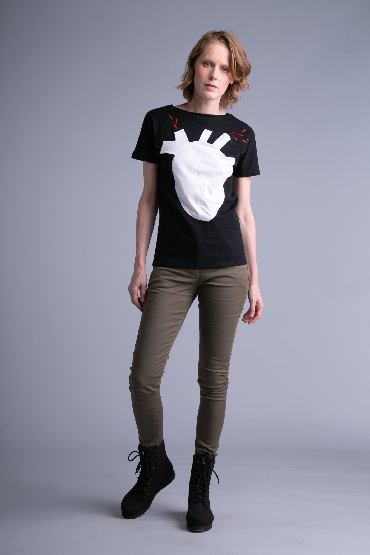 Up-shirt for women & men set, heart motif | Black, white