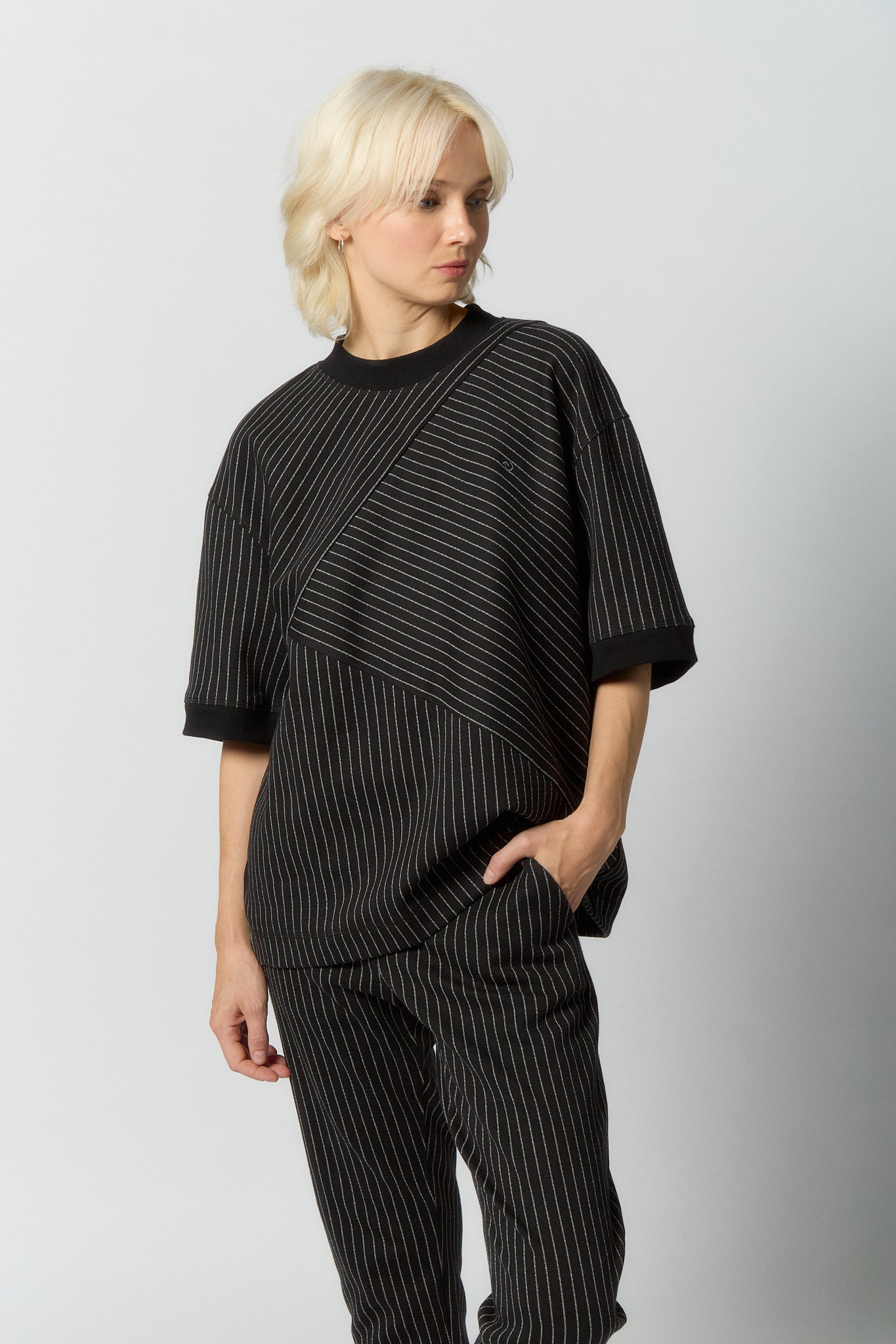 Oversized T-shirt for Women | Black-white