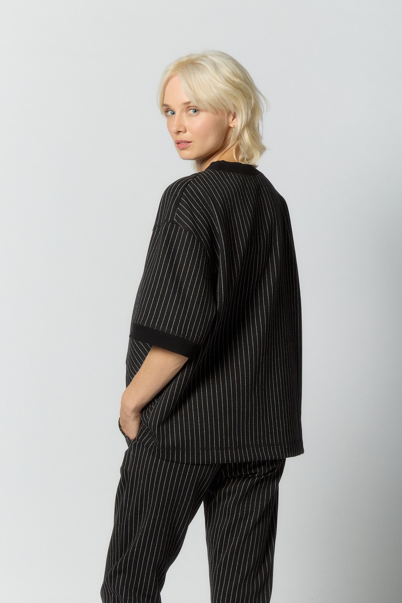 Oversized T-shirt for Women | Black-white