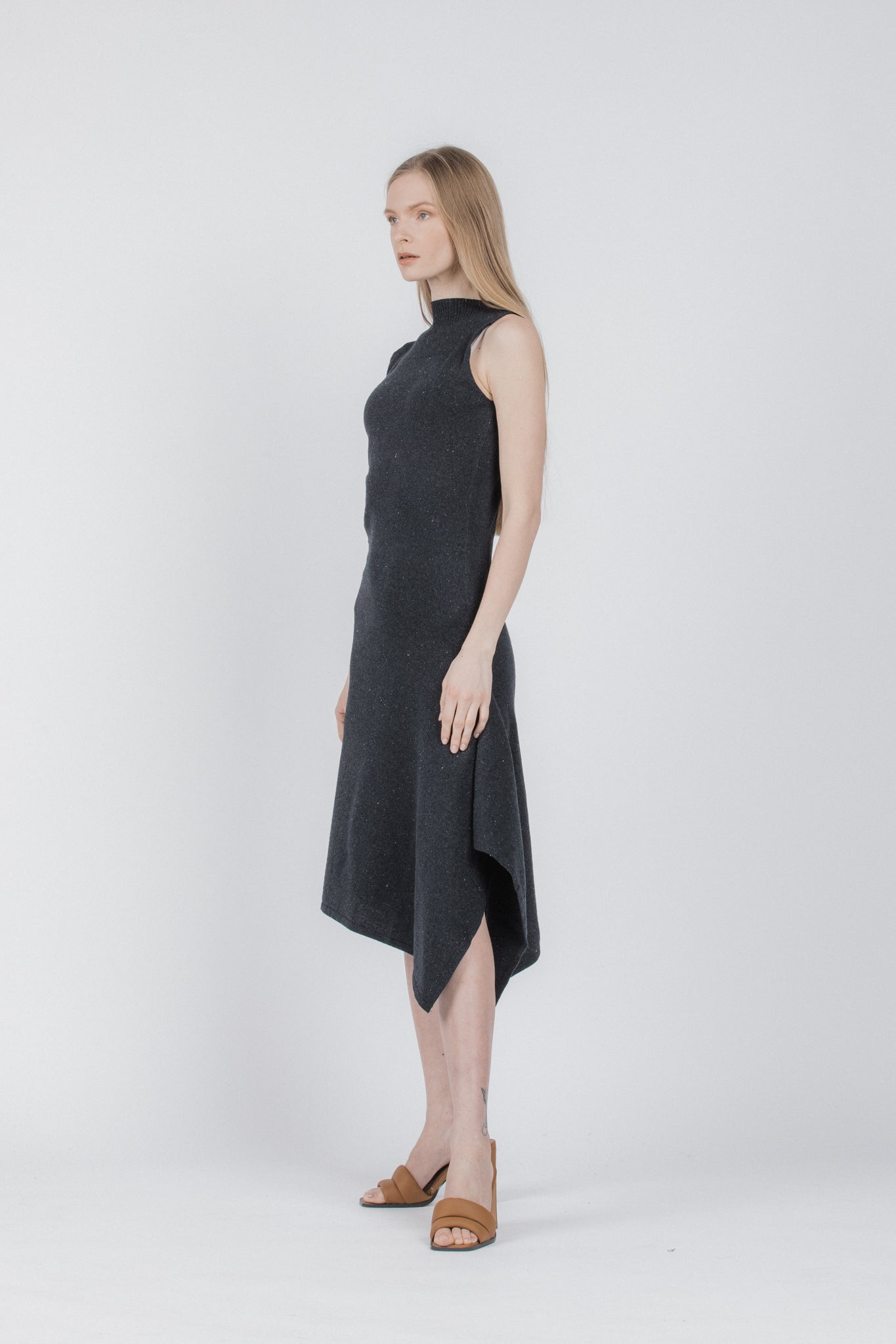 Knitted dress from recycled denim I Black