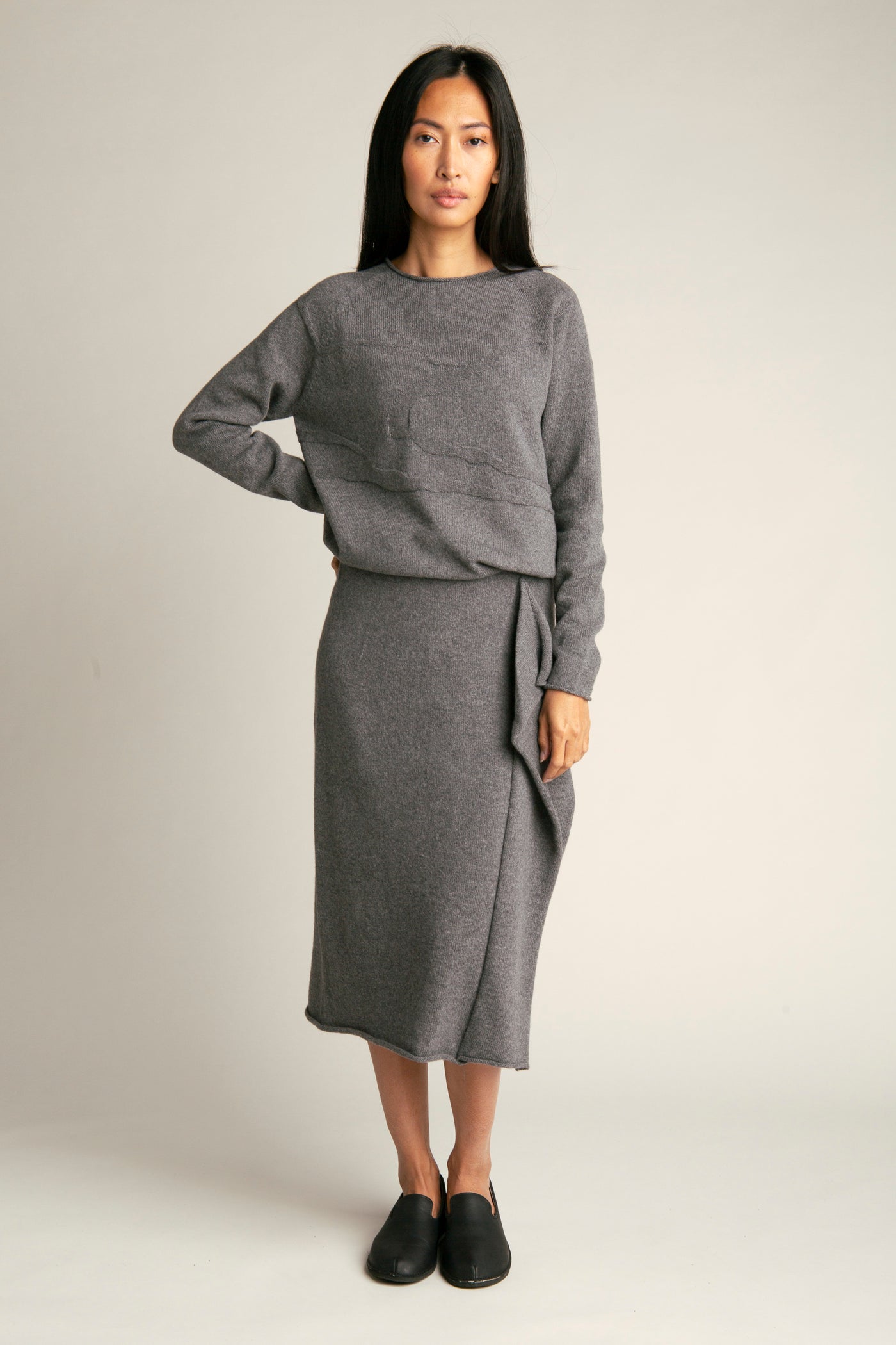 Seamless sweater from recycled wool | Grey