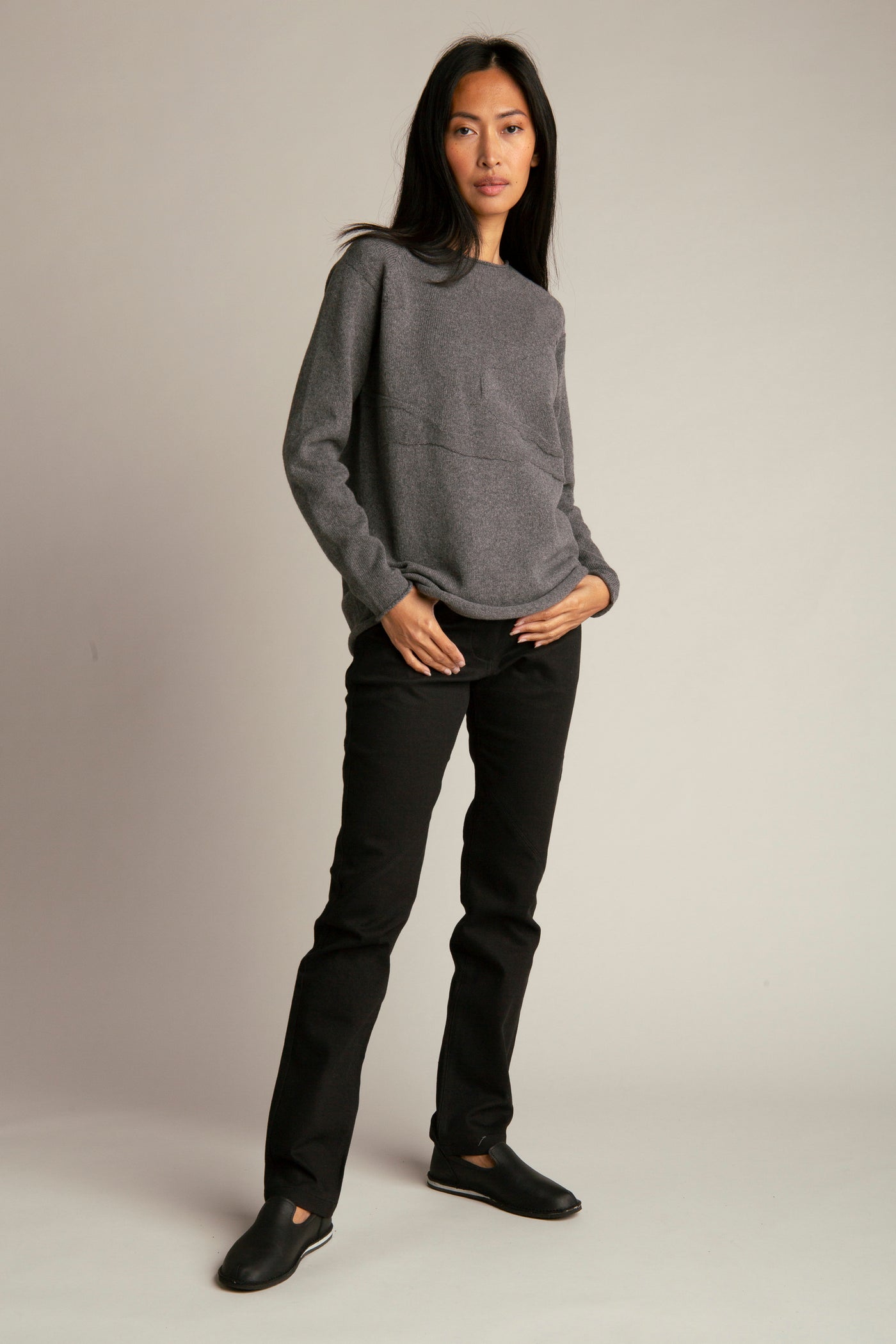 Seamless sweater from recycled wool | Grey