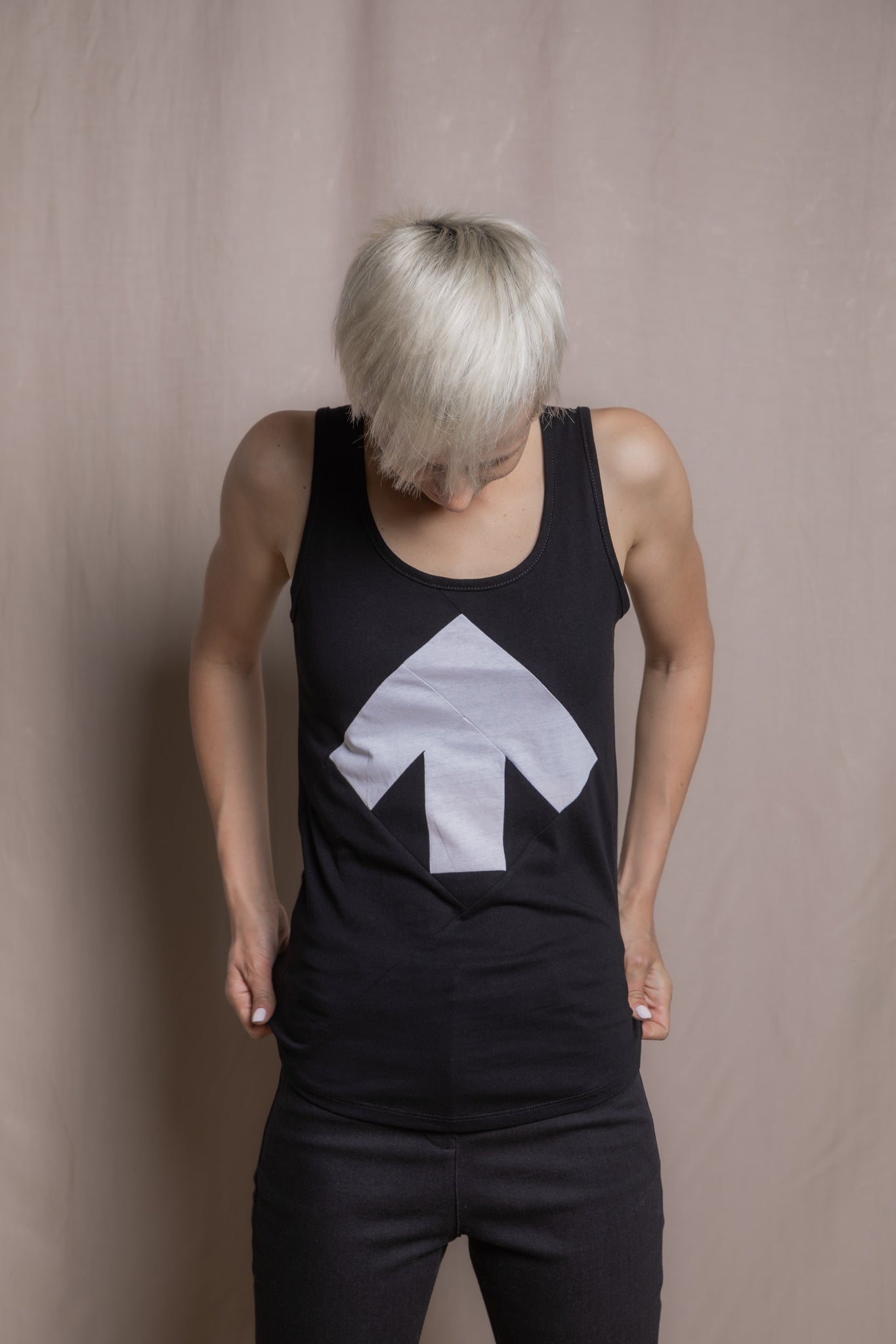 Up-shirt for women, tank top | Black, white - Reet Aus
