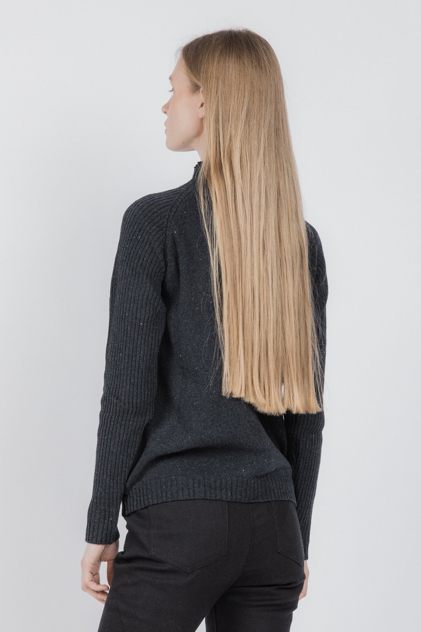 Sweater from recycled denim | Black - Reet Aus