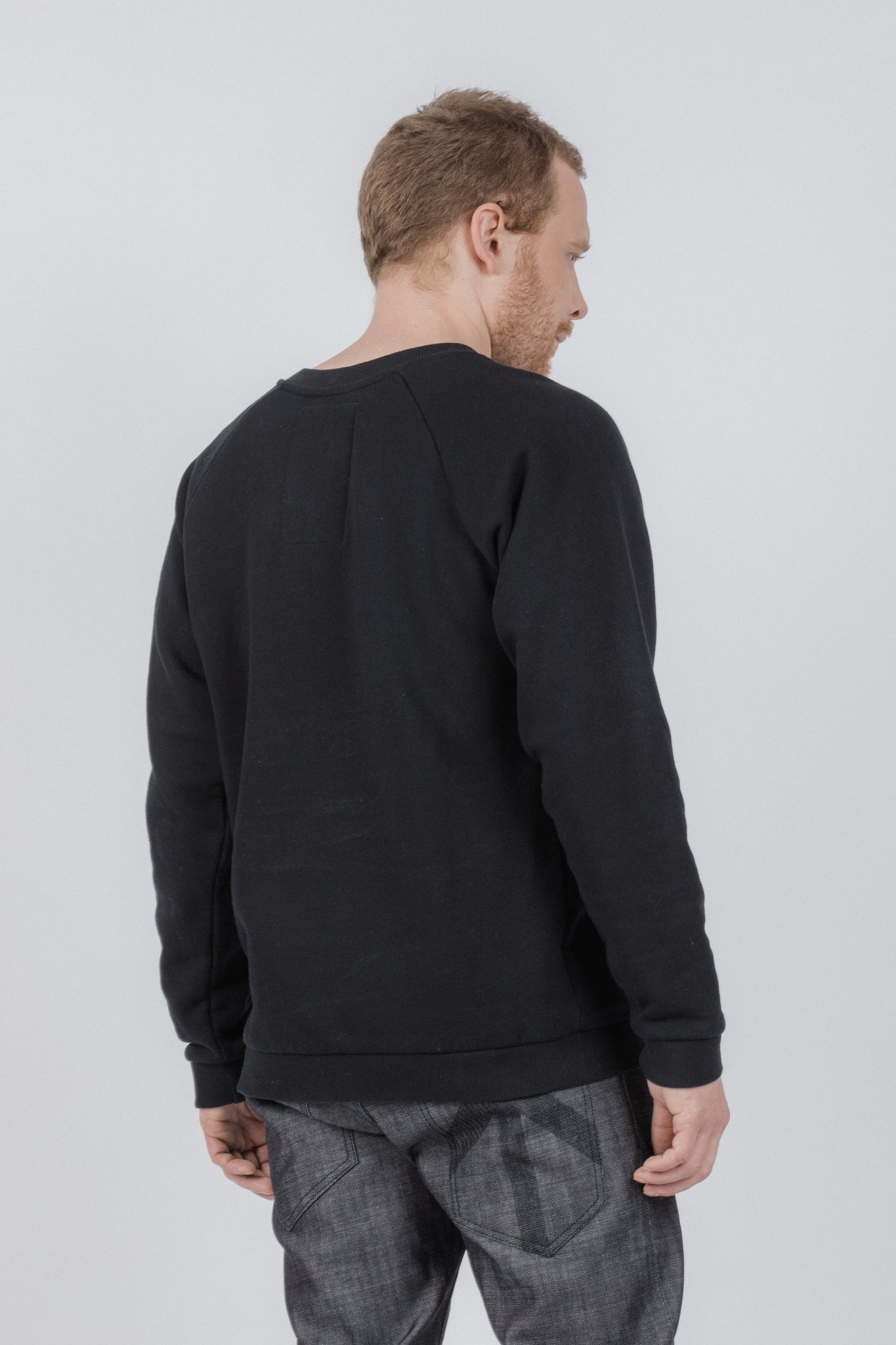 Sweatshirt for men | Black, black - Reet Aus