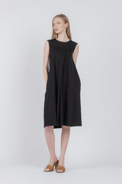 Asymmetric dress with yoke | Black - Reet Aus