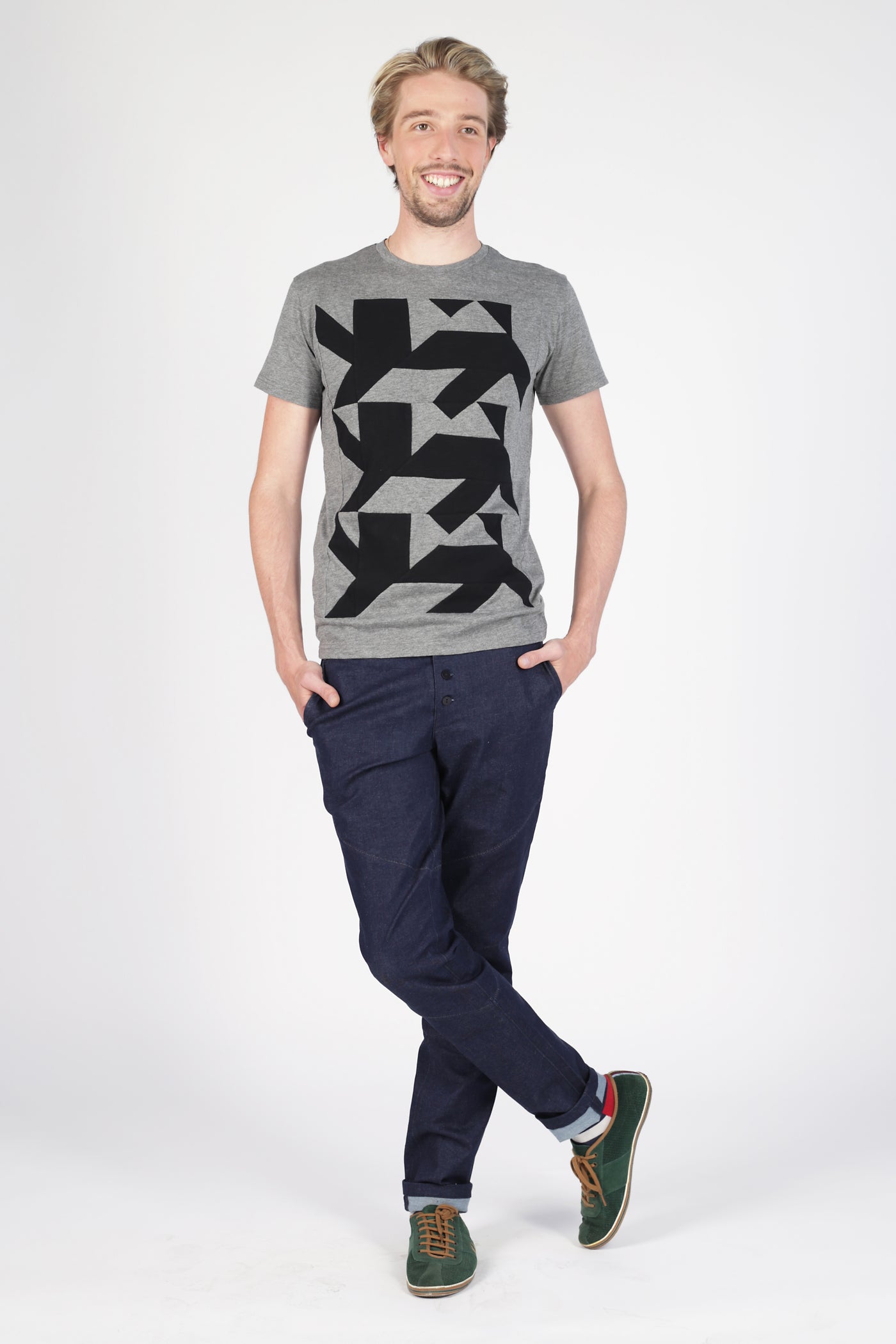 AUS/KARU lion shirt for men | Light grey, black