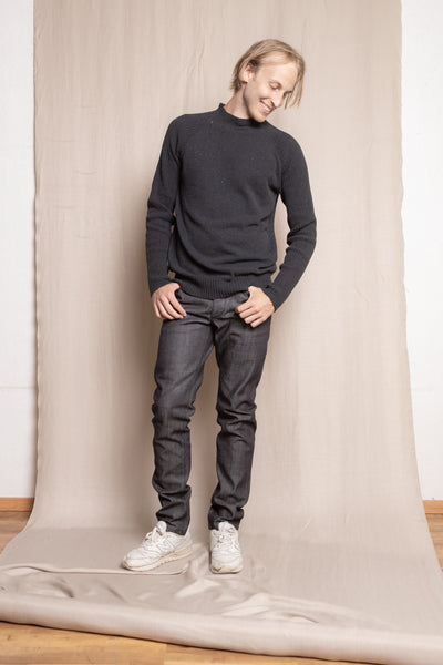 Sweater from recycled denim | Black - Reet Aus