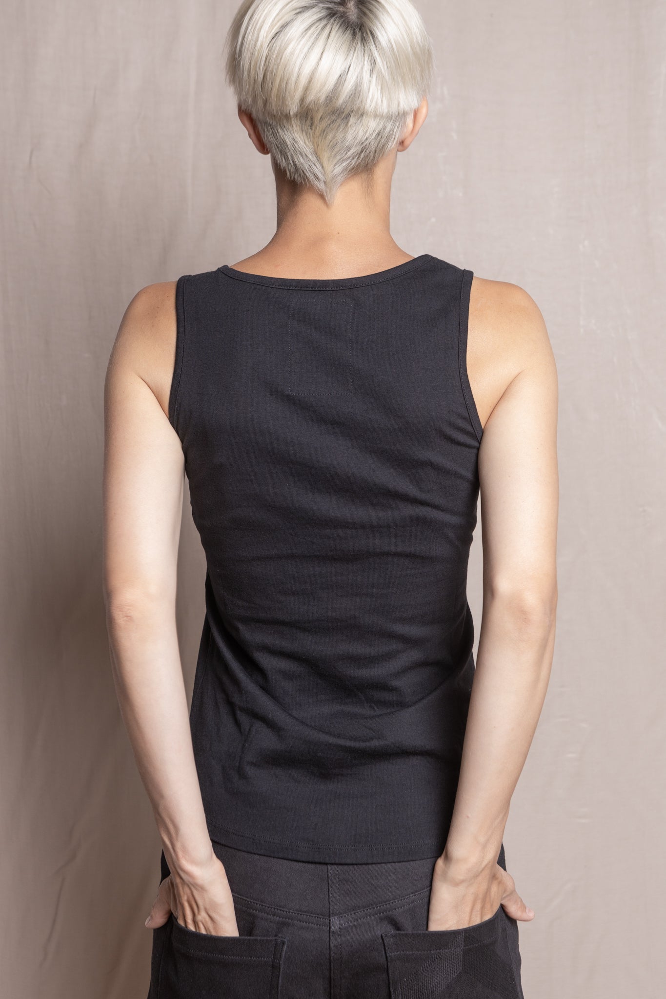 Up-shirt for women, tank top, diamond motif  | Black - Reet Aus