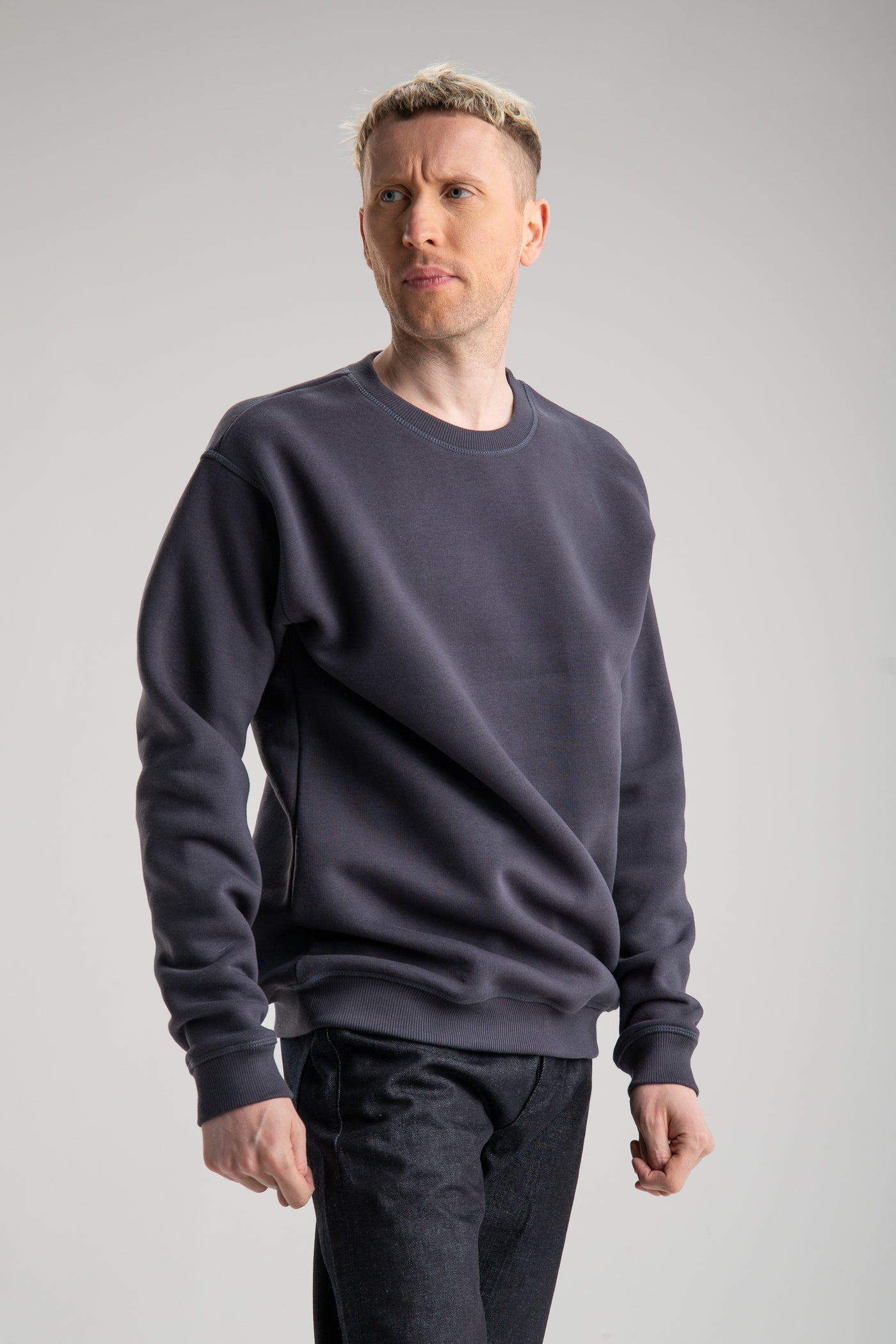 Grey basic sweatshirt shop