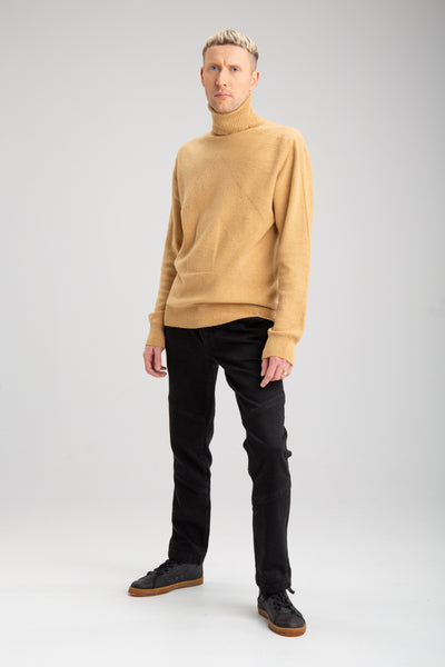 Men's seamless turtleneck sweater | Yellow