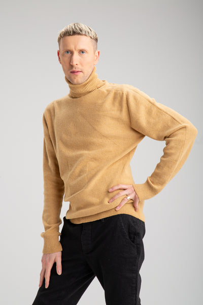 Men's seamless turtleneck sweater | Yellow