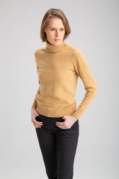 Women's seamless turtleneck sweater | Yellow
